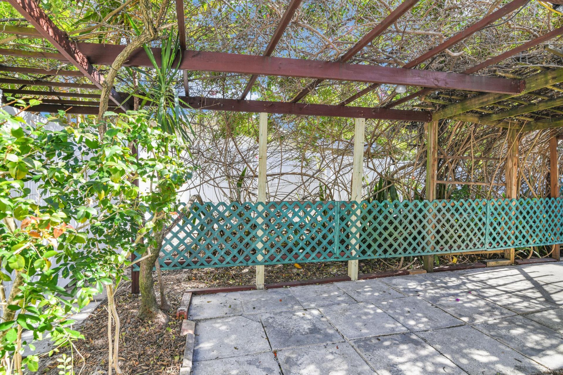 702 Sunset Drive, Lake Worth Beach, FL 33461 Photo