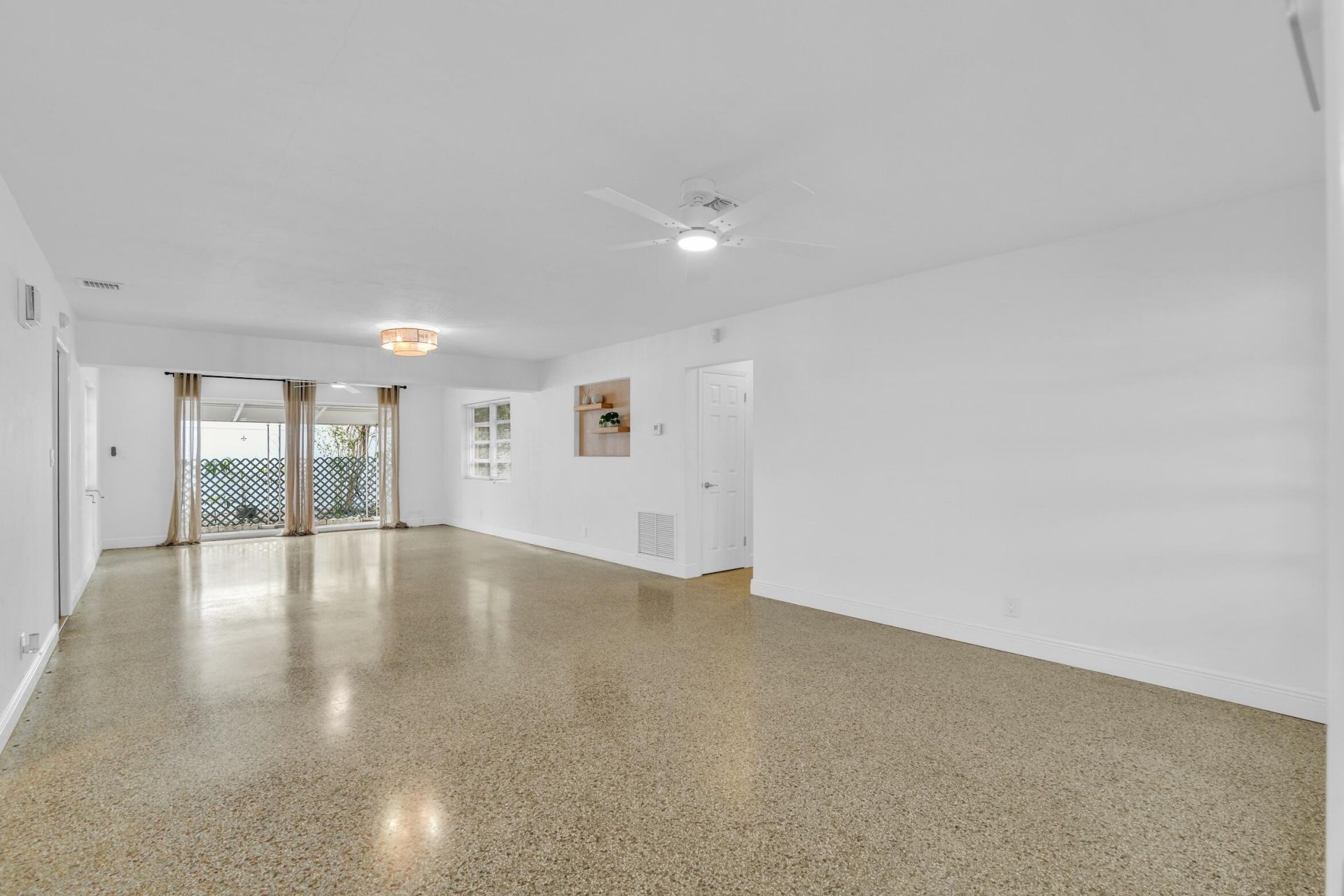 702 Sunset Drive, Lake Worth Beach, FL 33461 Photo