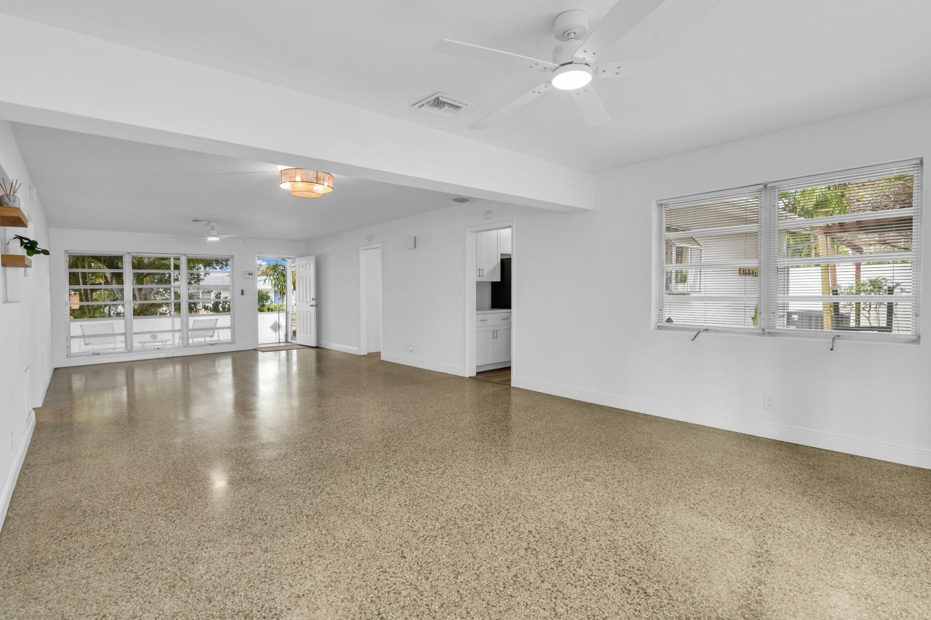 702 Sunset Drive, Lake Worth Beach, FL 33461 Photo