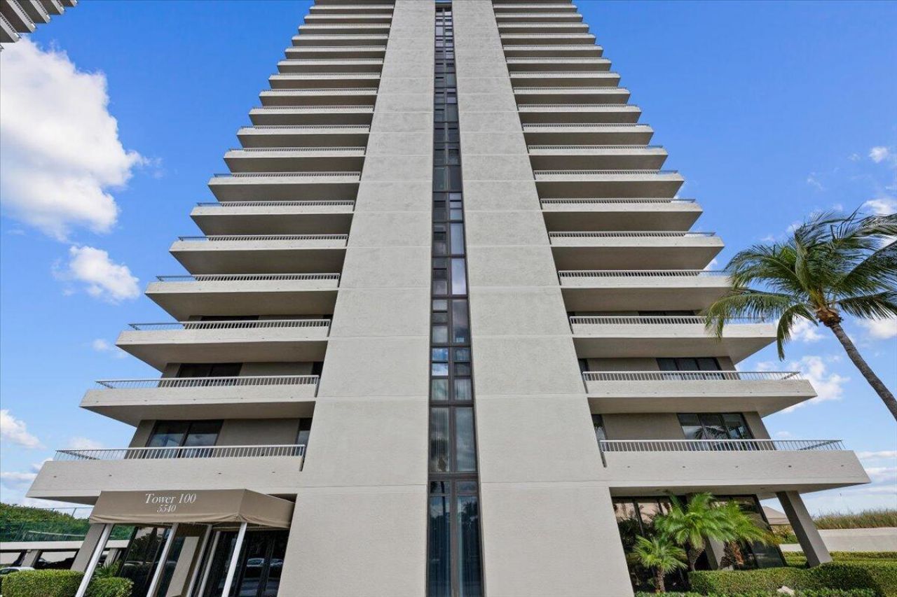 5540 N Ocean Drive, Unit 18b, Singer Island, FL 33404 Photo
