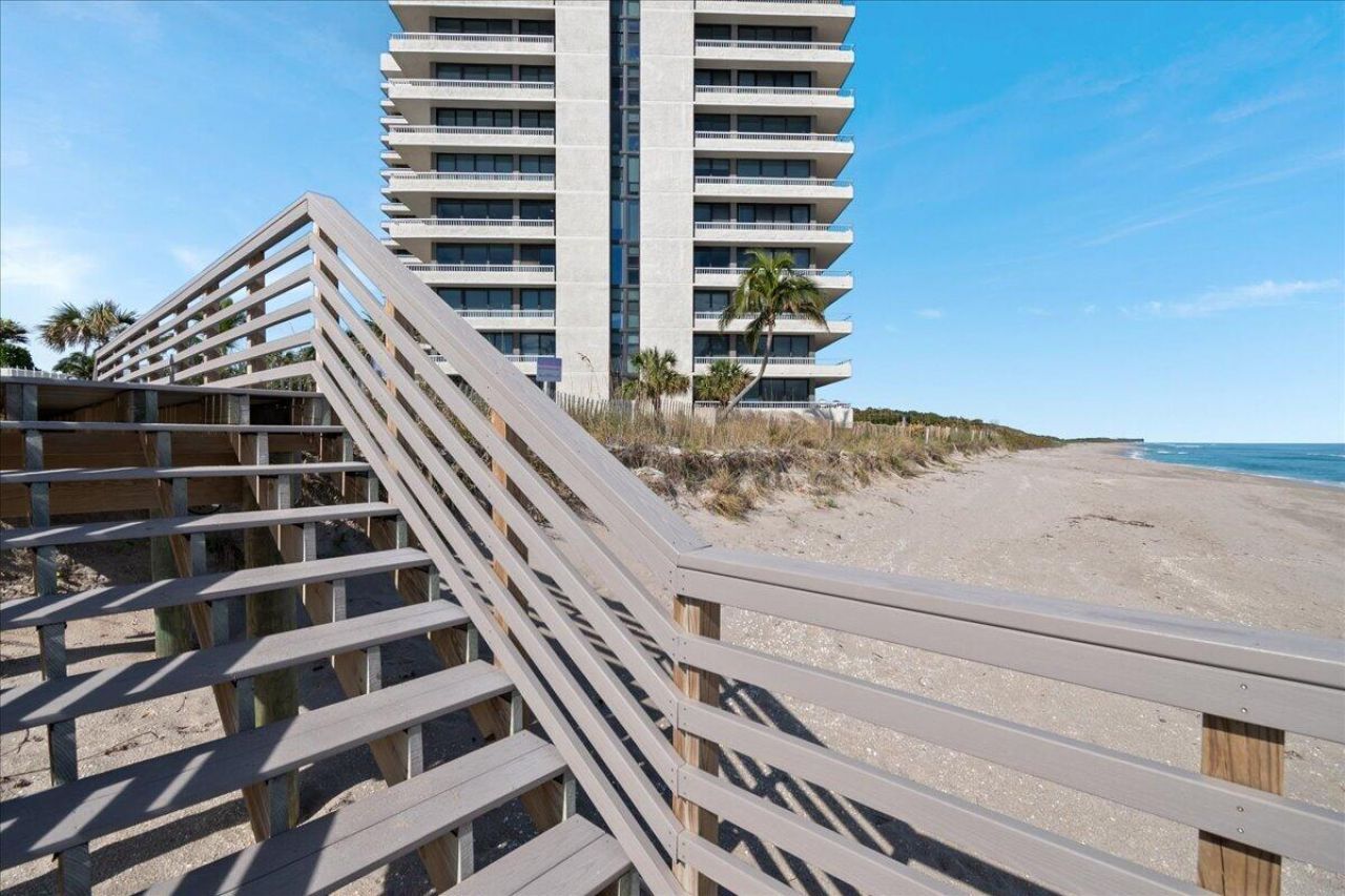 5540 N Ocean Drive, Unit 18b, Singer Island, FL 33404 Photo