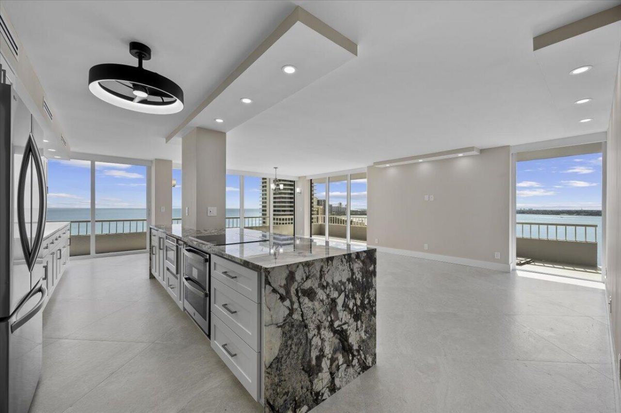5540 N Ocean Drive, Unit 18b, Singer Island, FL 33404 Photo