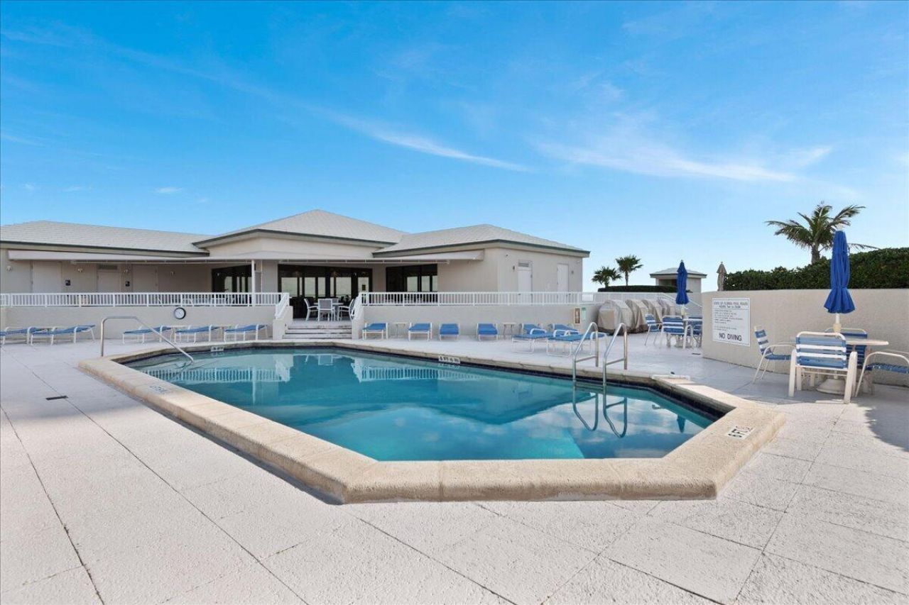 5540 N Ocean Drive, Unit 18b, Singer Island, FL 33404 Photo