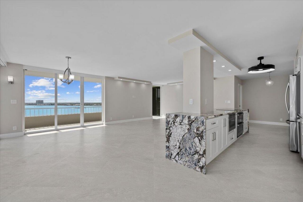 5540 N Ocean Drive, Unit 18b, Singer Island, FL 33404 Photo