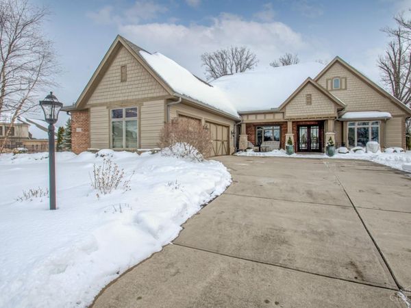9428 Old Bridge Drive, Washington Twp, OH 45458