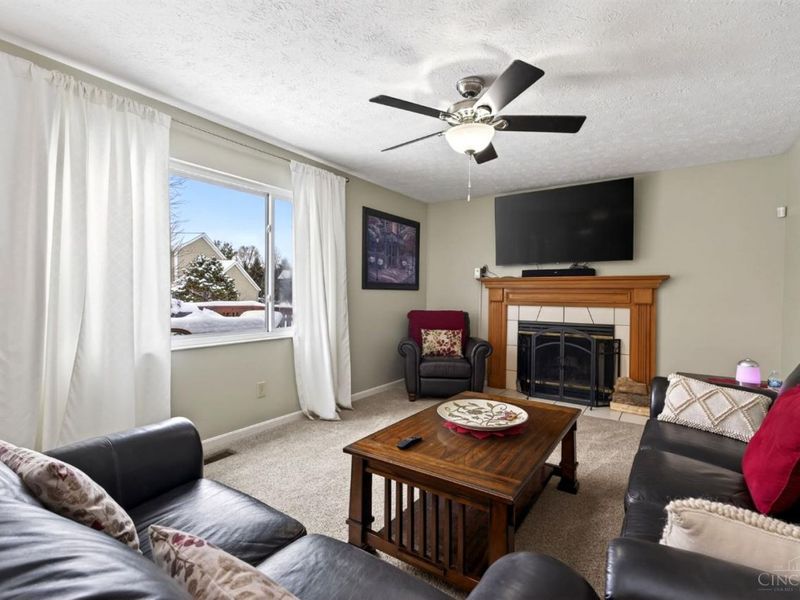 8858 Steeplechase Way, West Chester, OH 45069 Photo 11