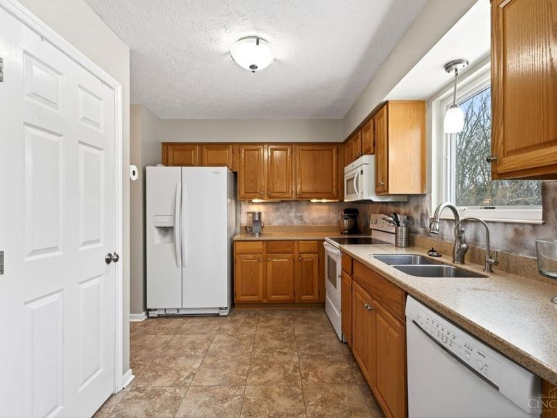 8858 Steeplechase Way, West Chester, OH 45069 Photo 25