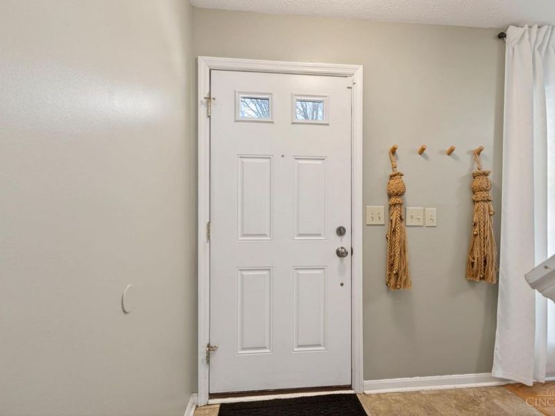 8858 Steeplechase Way, West Chester, OH 45069 Photo 5