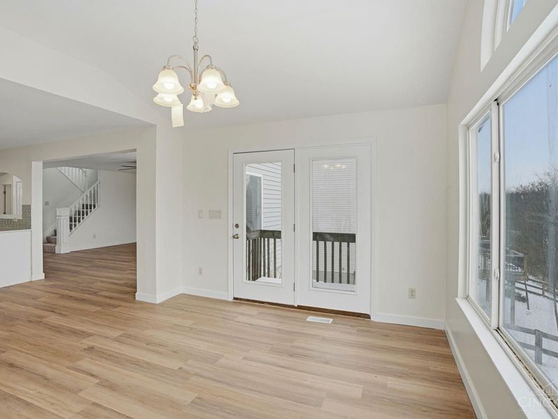 1102 Arbor Springs Drive, Hamilton, OH 45013 Photo 13