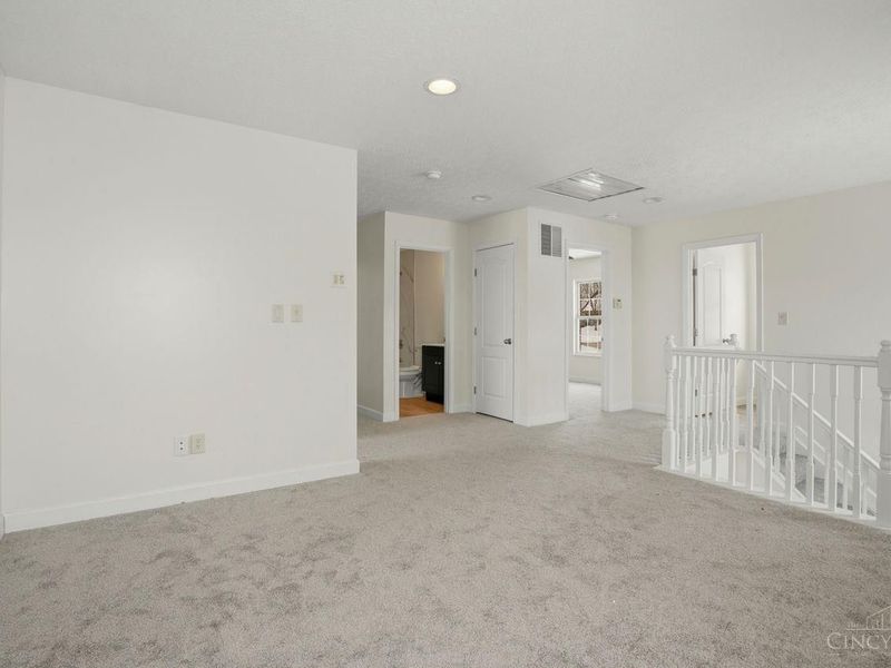 1102 Arbor Springs Drive, Hamilton, OH 45013 Photo 23