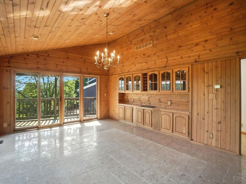 2088 Raeburn Drive, Cincinnati, OH 45223 Photo 16