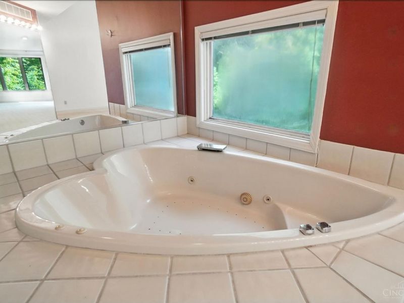 2088 Raeburn Drive, Cincinnati, OH 45223 Photo 33