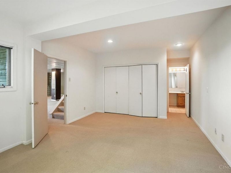 2088 Raeburn Drive, Cincinnati, OH 45223 Photo 44