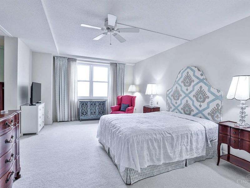 2444 Madison Road, Unit 1908, Cincinnati, OH 45208 Photo 17