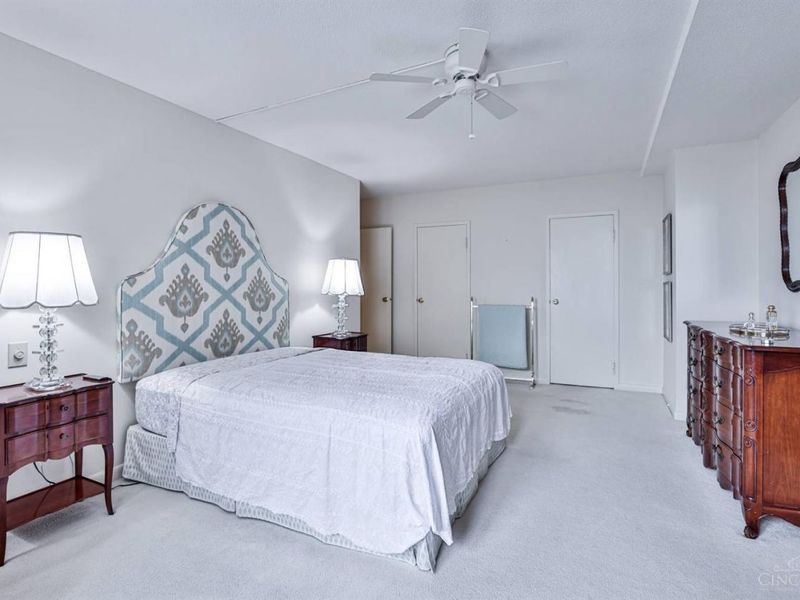 2444 Madison Road, Unit 1908, Cincinnati, OH 45208 Photo 18