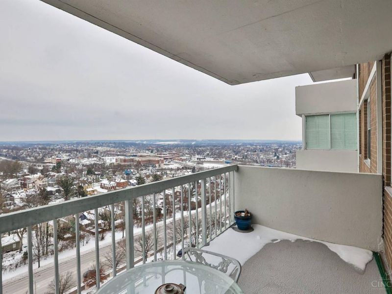 2444 Madison Road, Unit 1908, Cincinnati, OH 45208 Photo 27