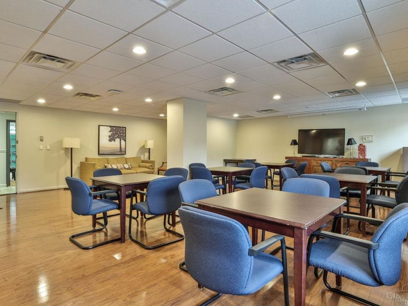 2444 Madison Road, Unit 1908, Cincinnati, OH 45208 Photo 37