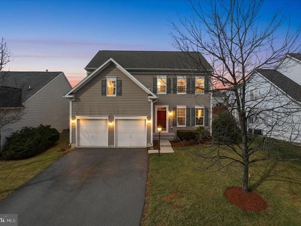 8832 YELLOWTHROAT COURT, GAINESVILLE, VA 20155