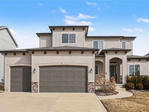 13322 W 181st Court, Overland Park, KS 66013