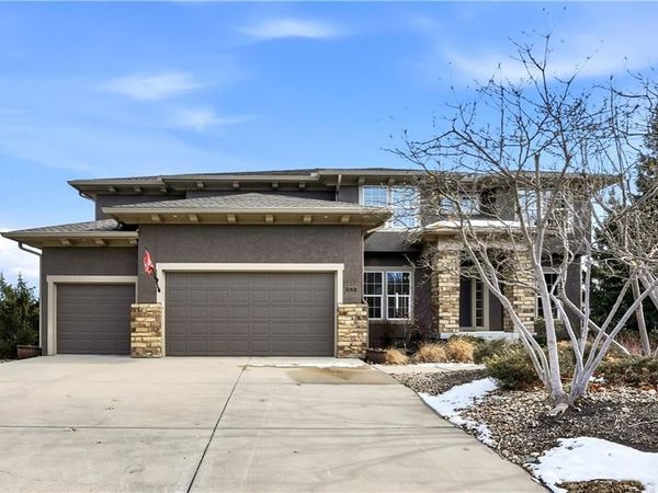 9120 W 156th Place, Overland Park, KS 66221