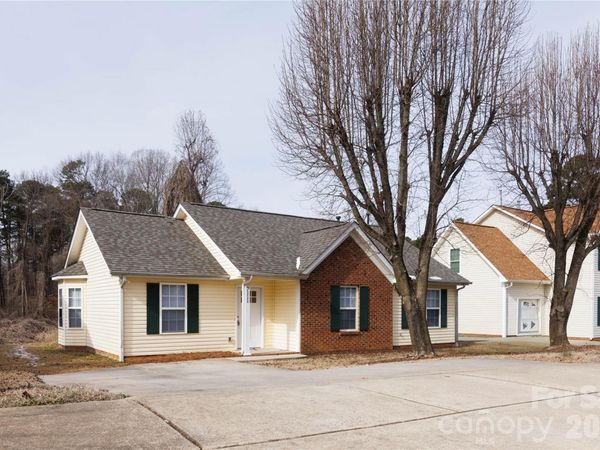 7111 RUMPLE Road, Charlotte, NC 28262