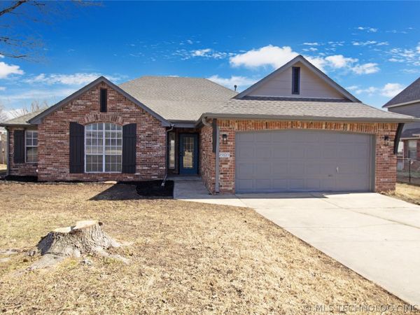 9909 N 118th East Avenue, Owasso, OK 74055