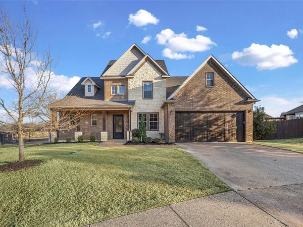 210 Cedar Rock Court, Mansfield, TX 76063