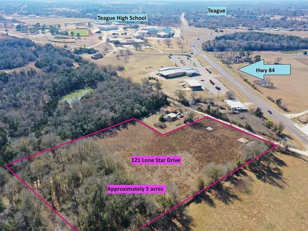 121 Lone Star Drive , Teague, TX 75860