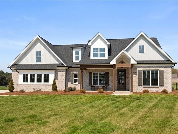 162 Meeting House Lane, Advance, NC 27006