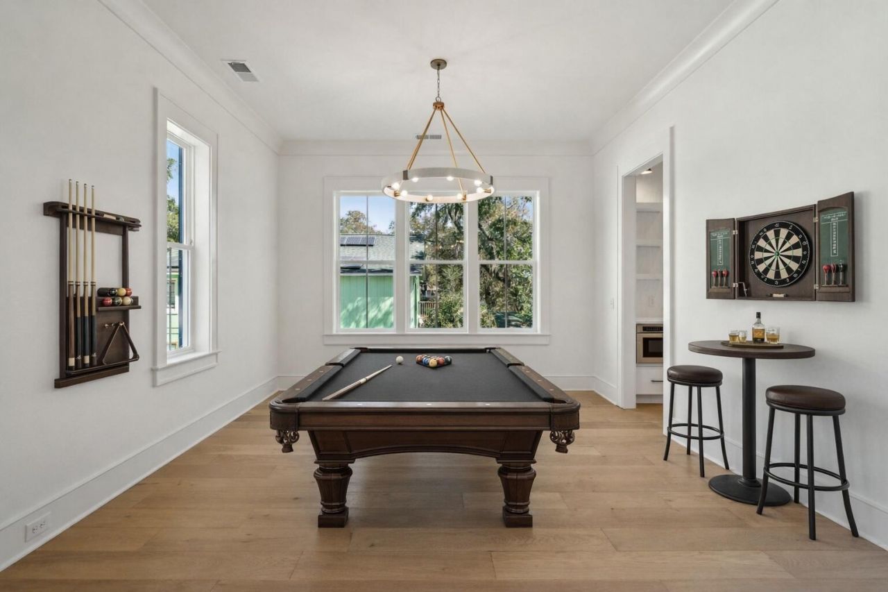 806 Jungle Road Photo 5