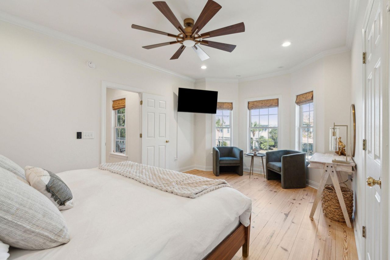 40 Battery Park Road Photo 30