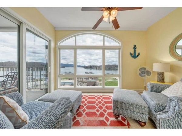 1217 Graves Harbor TRL , Unit 122, Huddleston, VA 24104