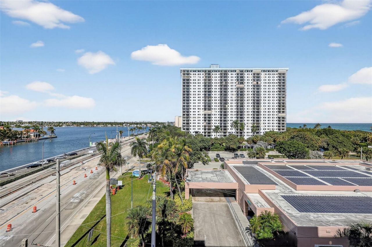 1401 S Ocean Dr, Unit 701, Hollywood, FL 33019 Photo