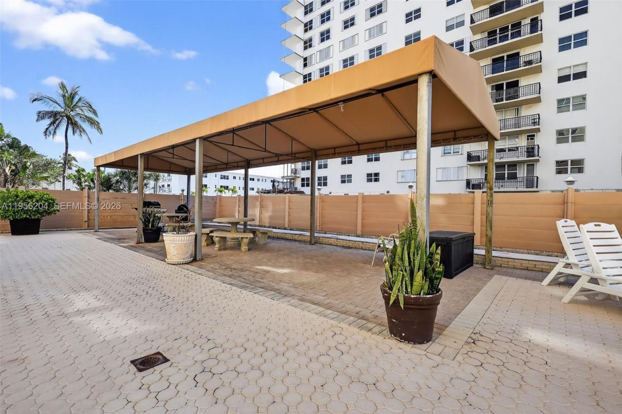 1401 S Ocean Dr, Unit 701, Hollywood, FL 33019 Photo