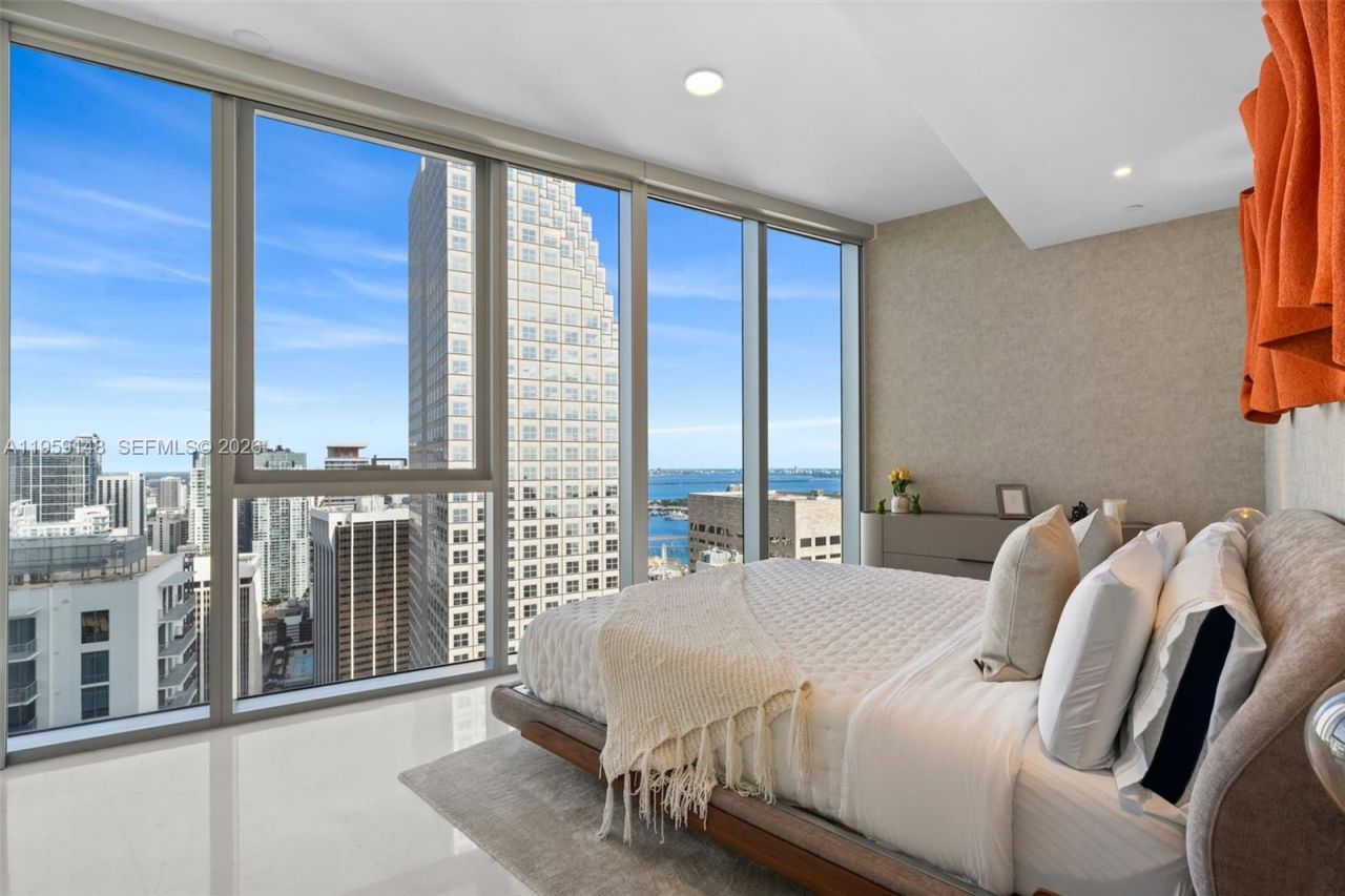 300 Biscayne Blvd Way, Unit 4602, Miami, FL 33131 Photo