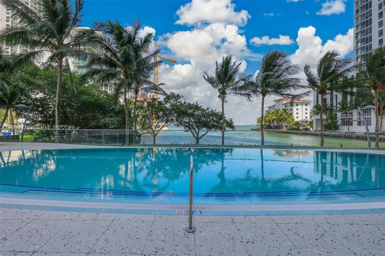 460 NE 28 , Unit 704, Miami, FL 33137 Photo