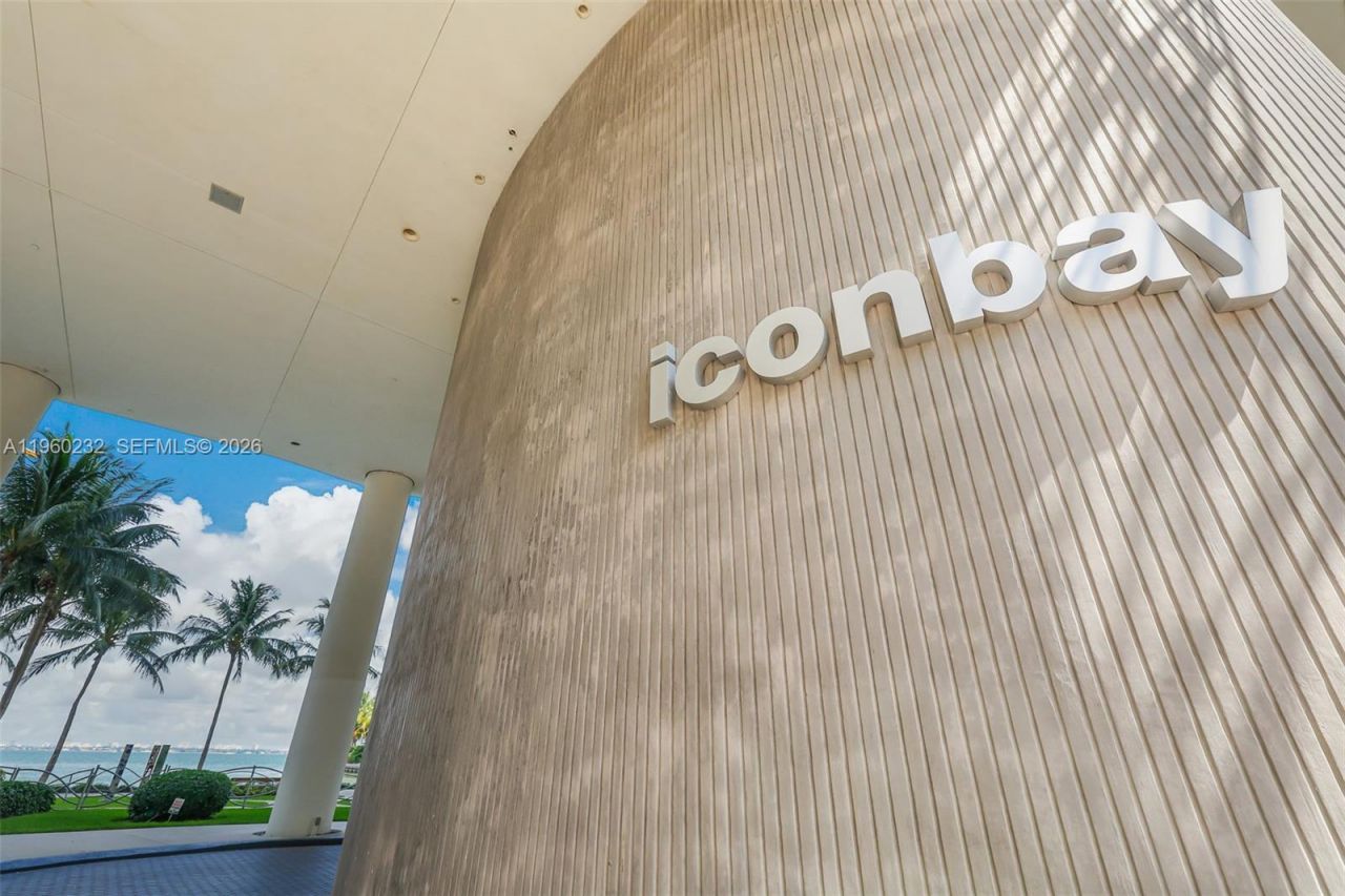 460 NE 28 , Unit 704, Miami, FL 33137 Photo