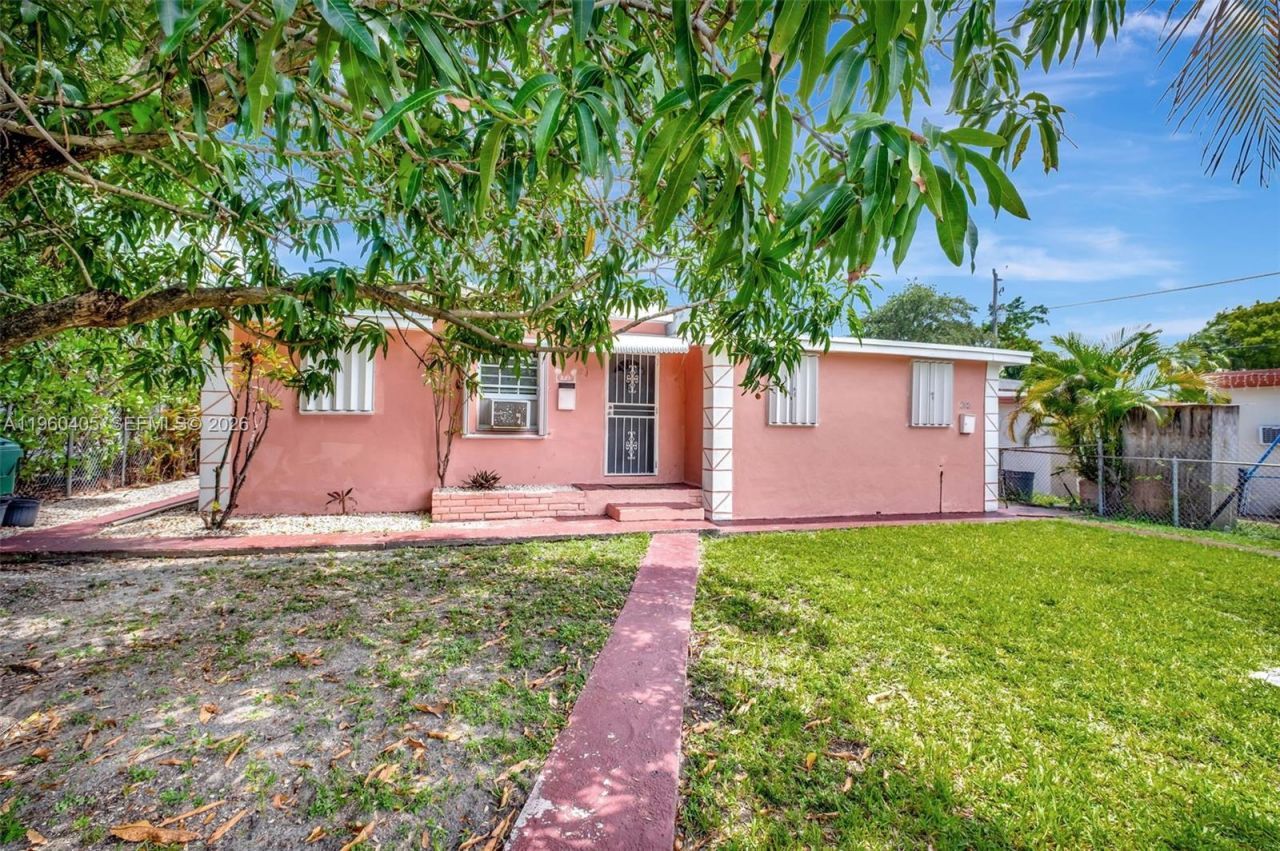 280 NW 34th St , Miami, FL 33127 Photo