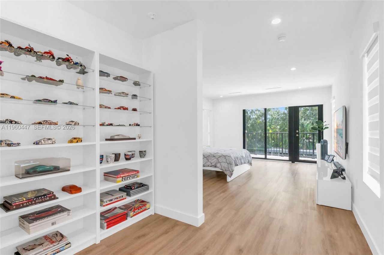 2029 SW 62nd Ave , Miami, FL 33155 Photo