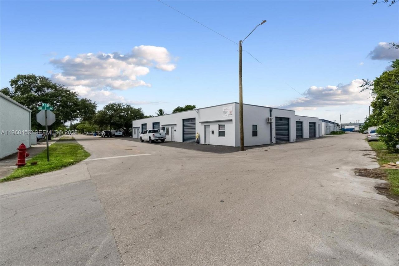 201 SW 21st St , Fort Lauderdale, FL 33315 Photo