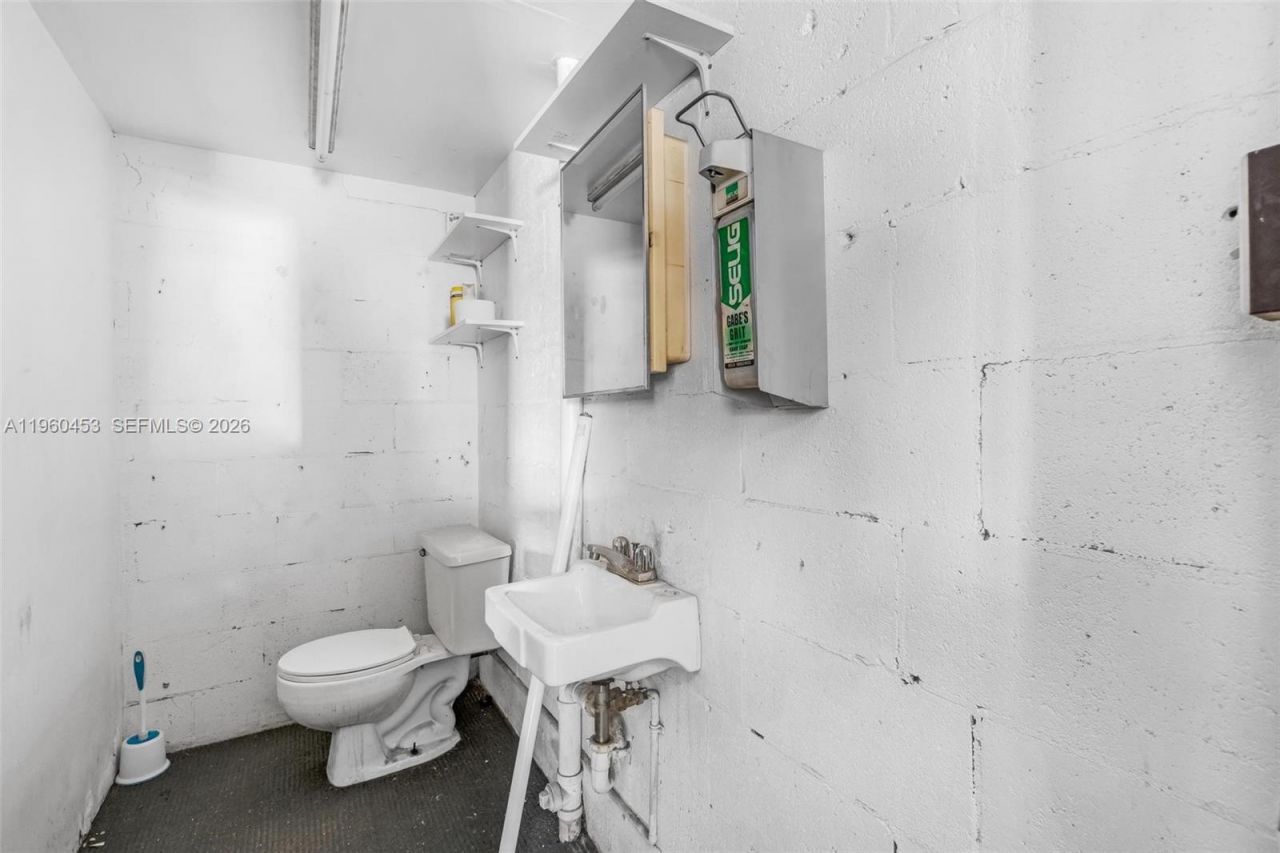 201 SW 21st St , Fort Lauderdale, FL 33315 Photo