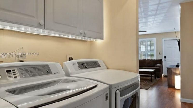 8069 SW 19th Ct, Davie, FL 33324 Photo