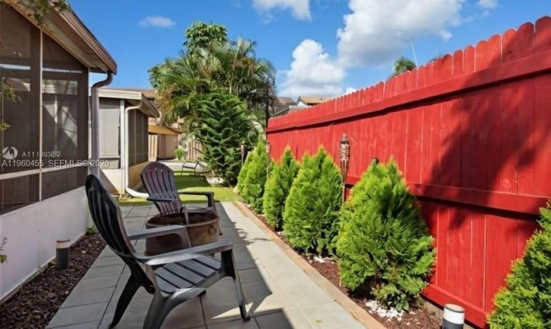 8069 SW 19th Ct, Davie, FL 33324 Photo