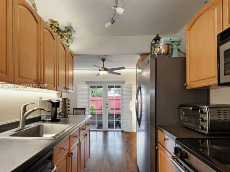 8069 SW 19th Ct, Davie, FL 33324 Photo