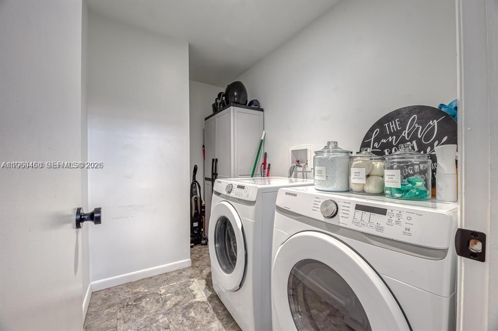 3080 Carysfort Ln, Margate, FL 33063 Photo