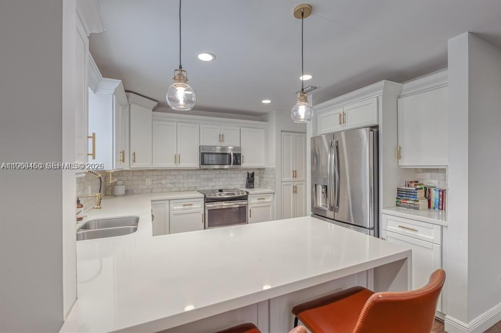 3080 Carysfort Ln, Margate, FL 33063 Photo