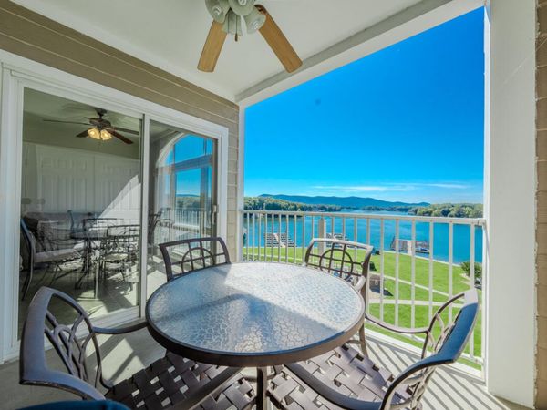 1217 Graves Harbor TRL, Unit 144, Huddleston, VA 24104