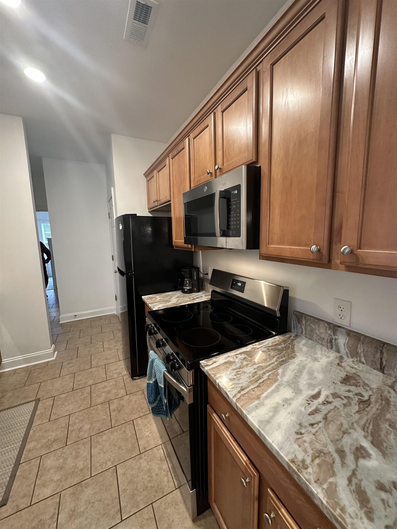 2049 Silvercrest Dr. Photo 10