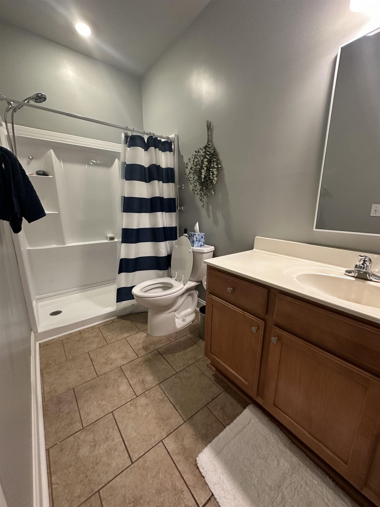 2049 Silvercrest Dr. Photo 20