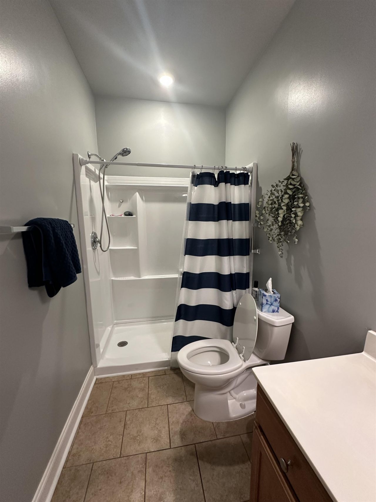 2049 Silvercrest Dr. Photo 21